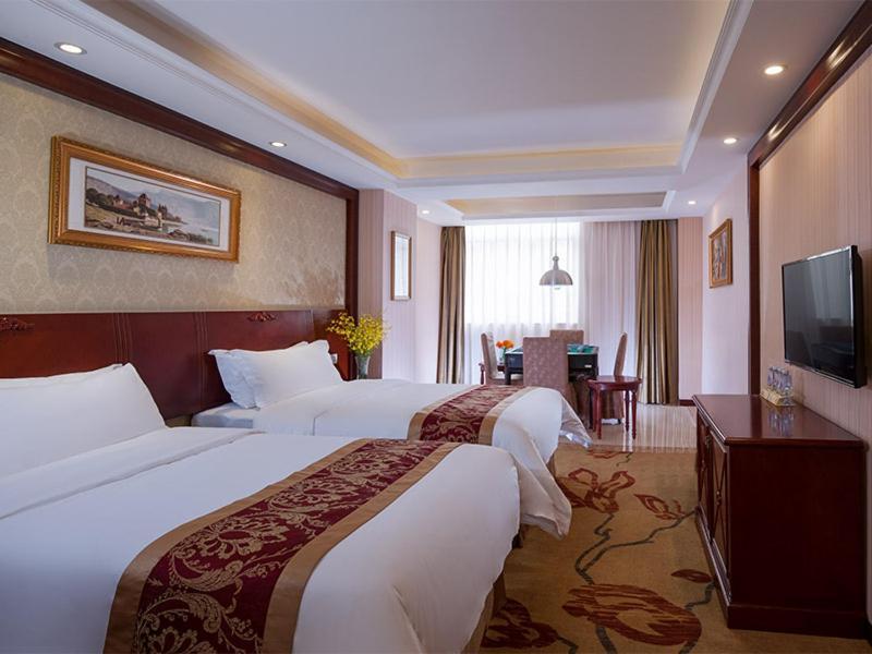 Vienna Hotel Shenzhen Guanlan Tangren Street Exterior foto